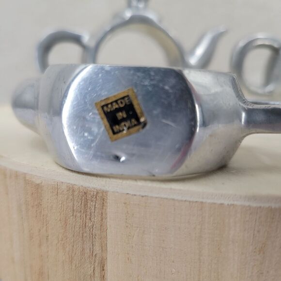 Silver Toned Teapot Napkin Rings Napkin Ring Holders - Picture 3 of 7